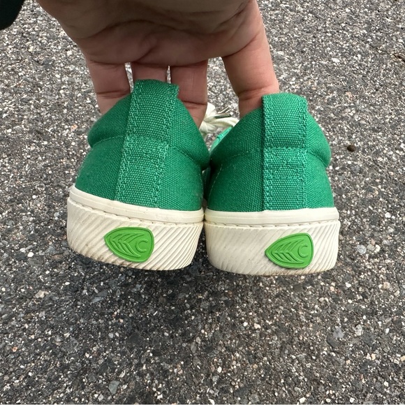 Cariuma Green Canvas OCA Low Men’s Size 7 1/2 Barely Used Very Good Condition - Picture 6 of 8